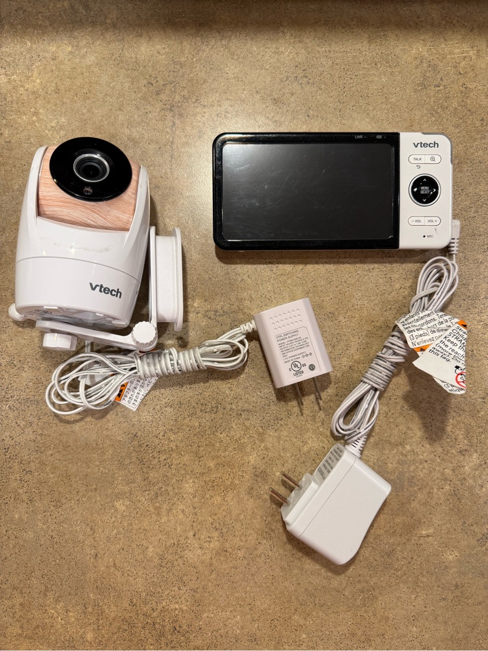 VTech VM901HD HD Video Baby Monitor 5" Display 1 Camera w/ Power Cables - Tested